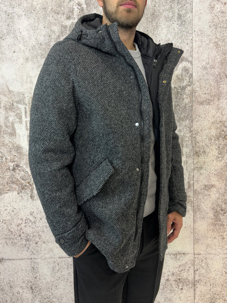 Cappotto spigato grigio/nero cappuccio e piumino interno