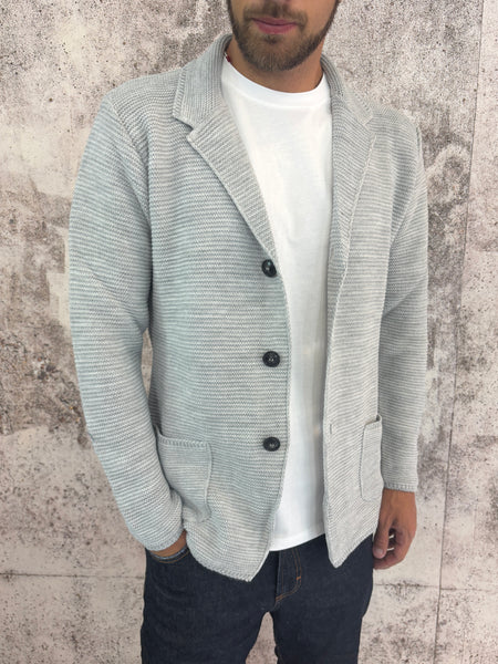 Giacca in maglia grigia