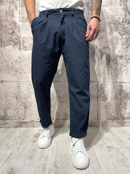Pantalone blu doppia pinces