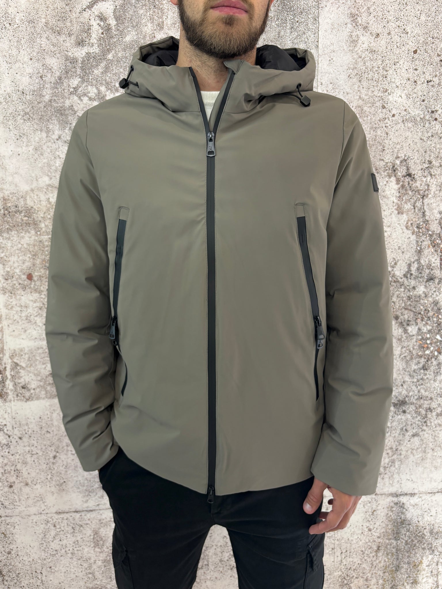 Giubbotto parka corto col. Fango