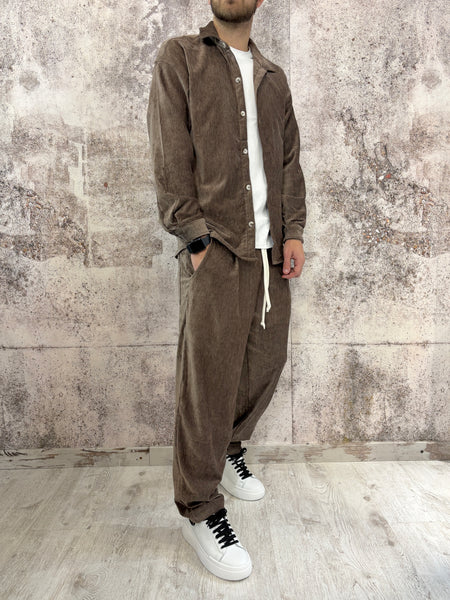 Completo ciniglia moro camicia/pantalone