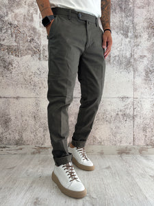 Pantalone chino verde militare