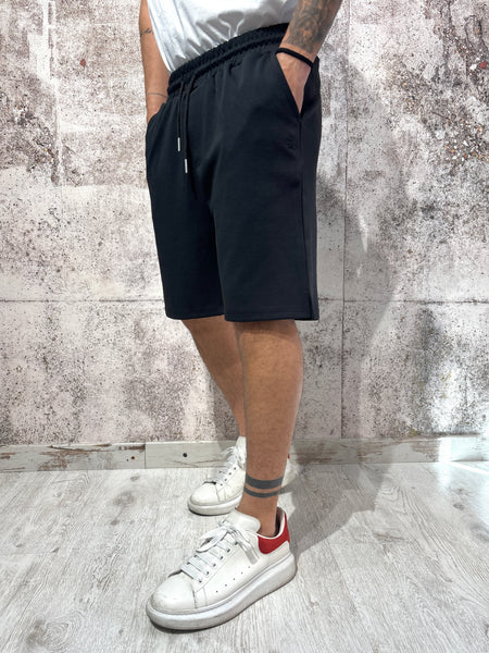 Black jumpsuit Bermuda shorts