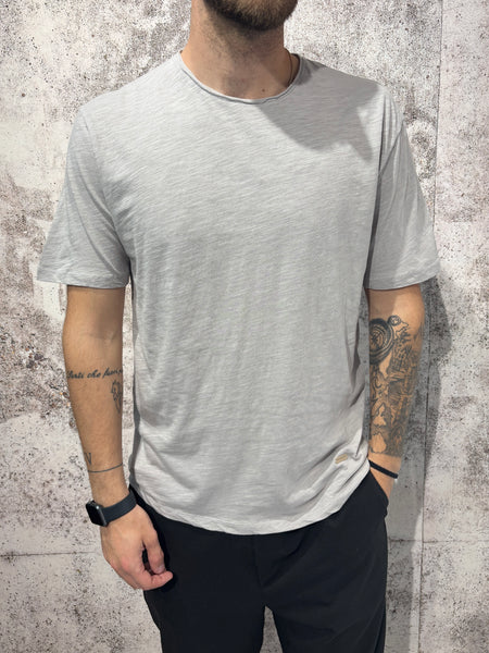 T-Shirt grigia fiammata