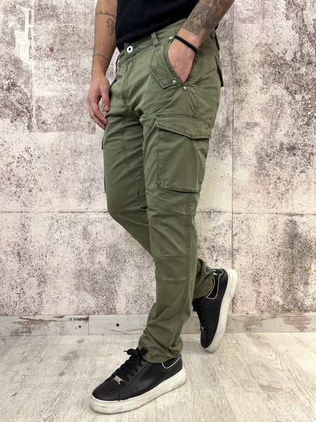 Pantalone cargo verde militare