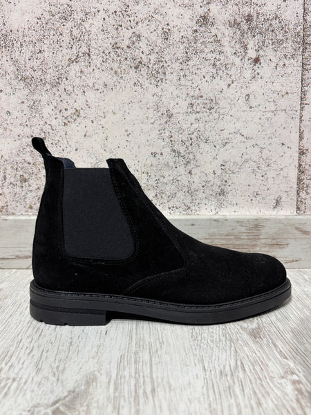 Stivaletto Chelsea camoscio nero