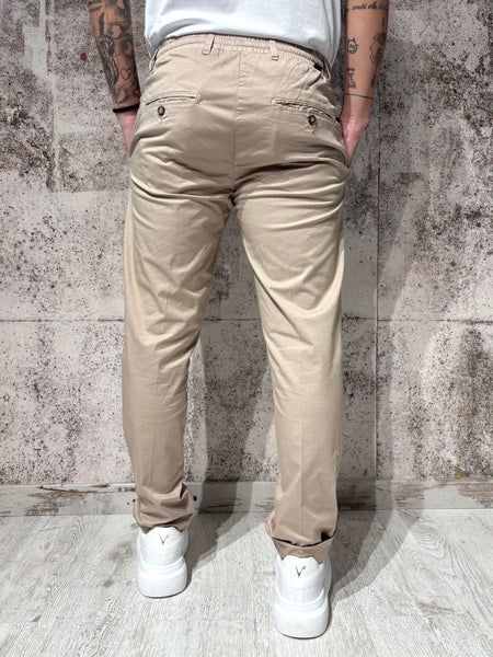 Pantalone chino beige con coulisse