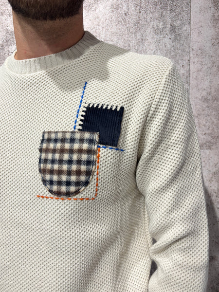 Maglione girocollo burro taschino/patch