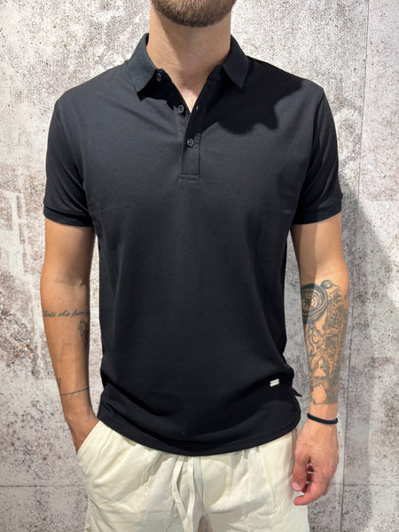 Polo piquet nera