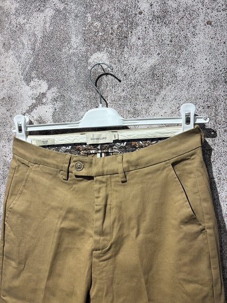 Pantalone chino cammello GL014B