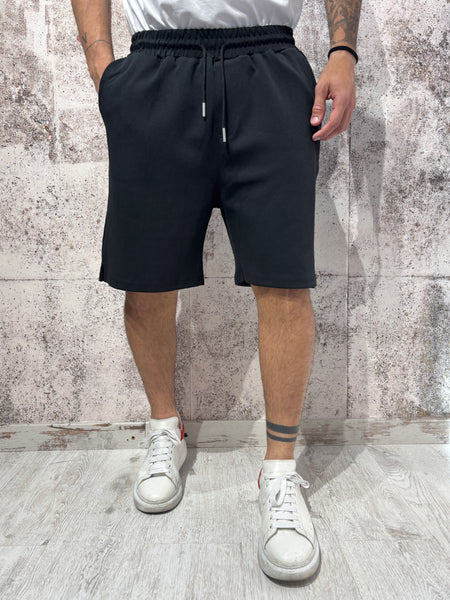 Black jumpsuit Bermuda shorts