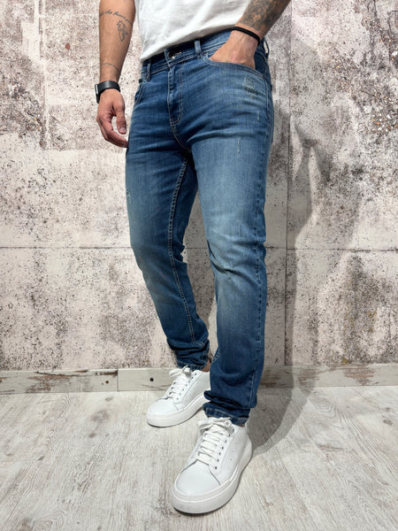 Jeans Slim fit art. D15