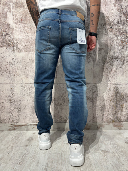 Jeans Regular Fit art. D28