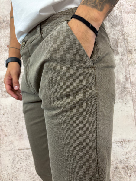 Pantalone chino microfantasia cognac