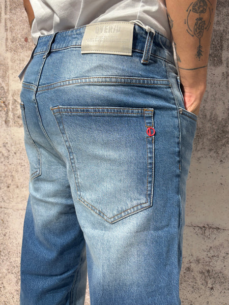 Jeans Straight Fit art. D18