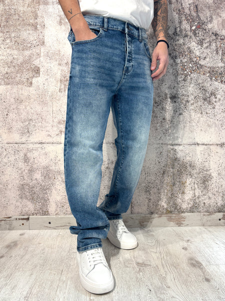 Jeans Straight Fit art. D20