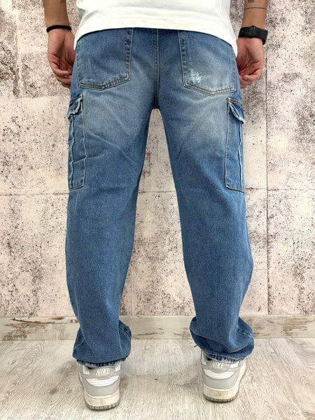 Jeans cargo lavaggio medio con rotture