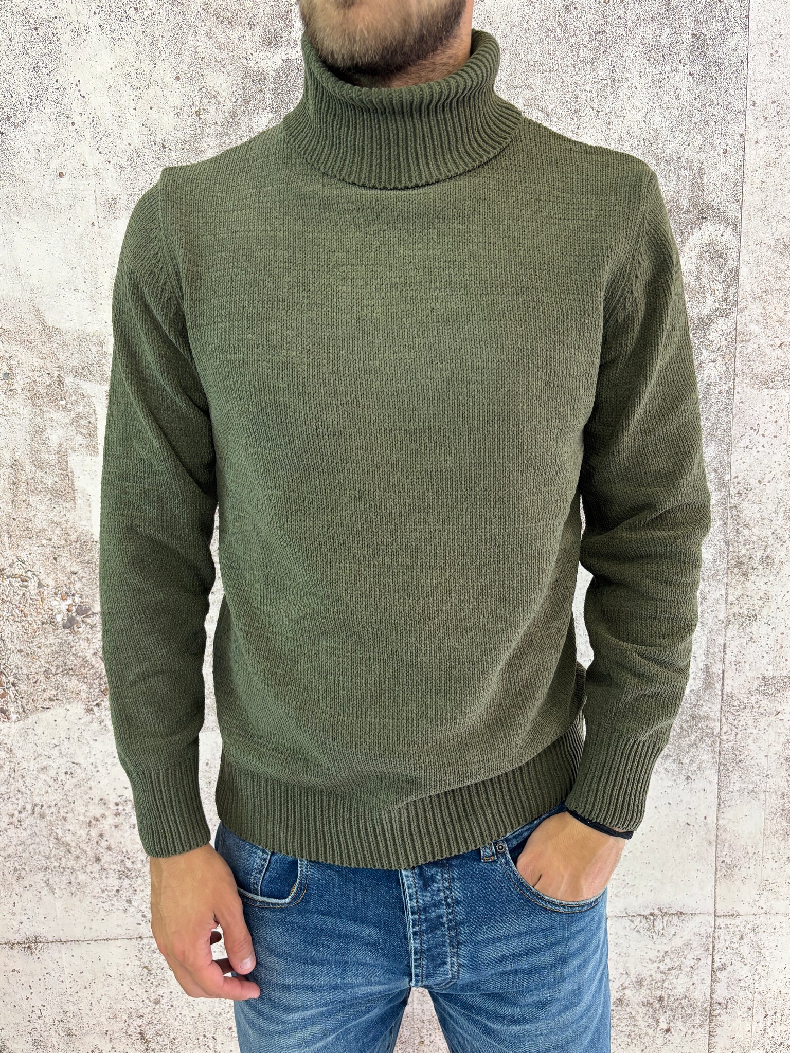 Dolcevita ciniglia verde militare