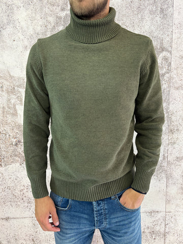 Dolcevita ciniglia verde militare