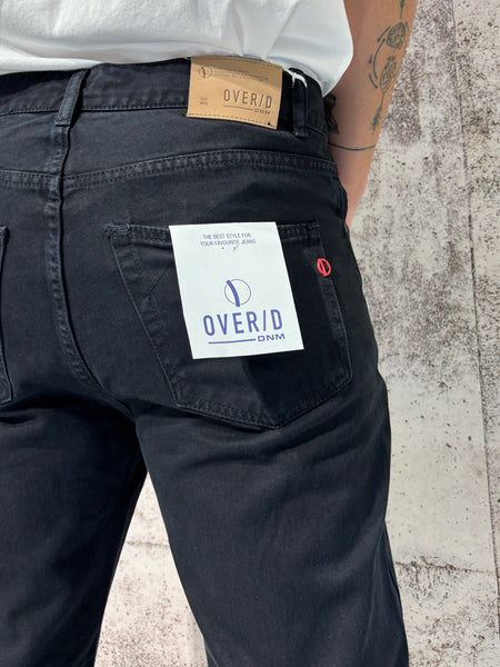 Black Straight Fit Jeans