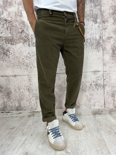Pantalone verdone velluto costine