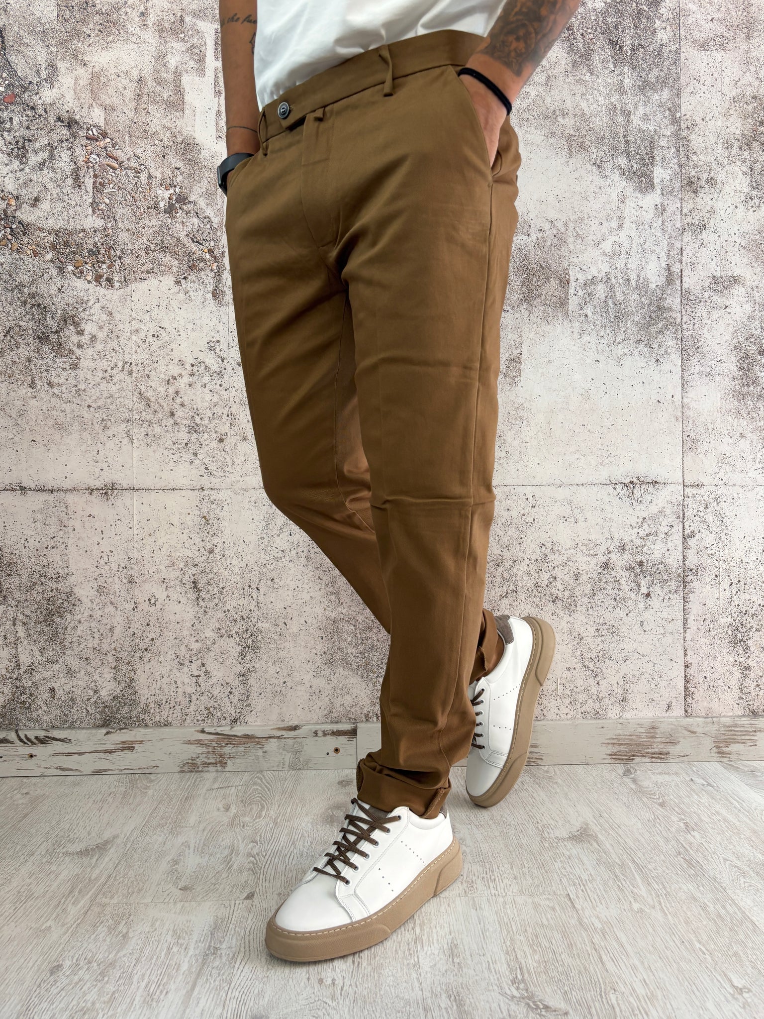 Pantalone chino tabacco