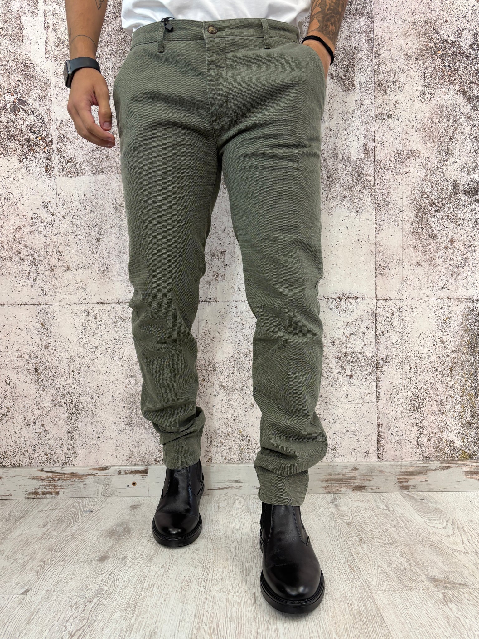 Pantalone chino microfantasia verdone