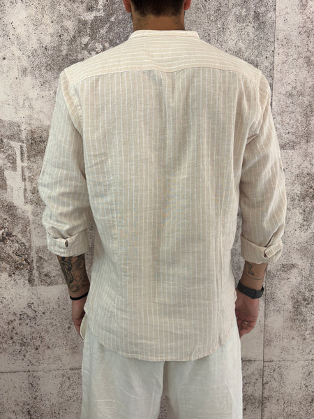 Camicia beige misto lino rigata