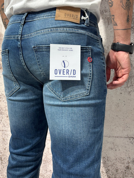 Jeans Slim fit art. D15