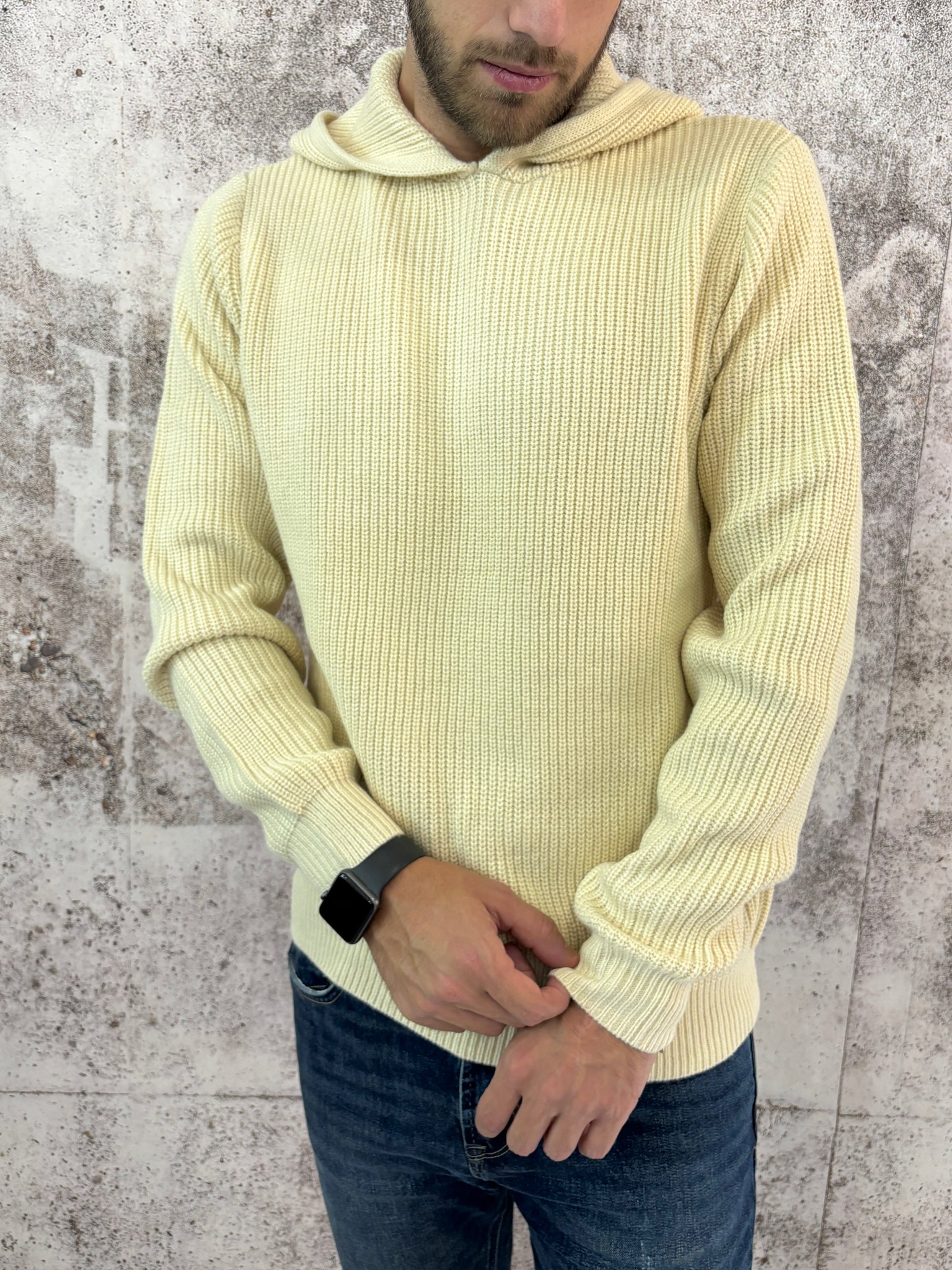 Maglione costa inglese con cappuccio beige