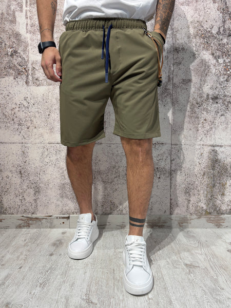 Bermuda militare con laccio e catenella