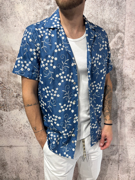 Camicia m/m blu ricamo bianco