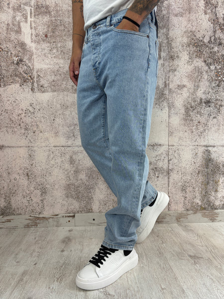 Jeans straight fit art. D22
