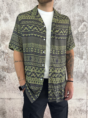 Camicia mezza manica fantasia 02