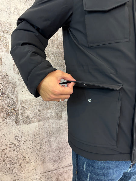 Giubbotto nero 4 tasche