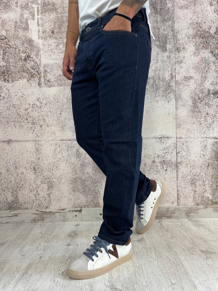 Jeans Regular Fit  art. D10