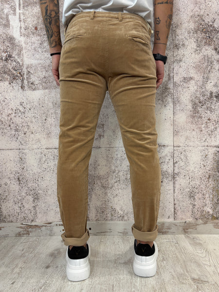 Pantalone chino velluto cammello