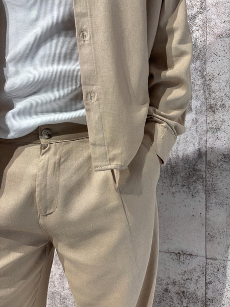 Completo camicia pantalone beige misto lino
