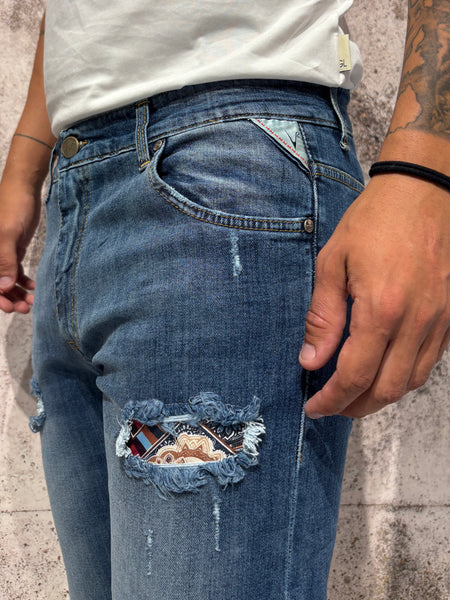 Jeans Slim fit art. V48