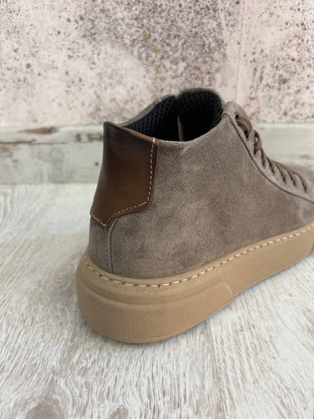 Sneakers alte beige camoscio