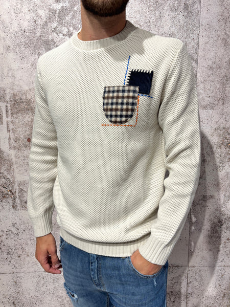 Maglione girocollo burro taschino/patch