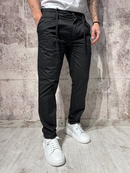 Pantalone chino nero con coulisse