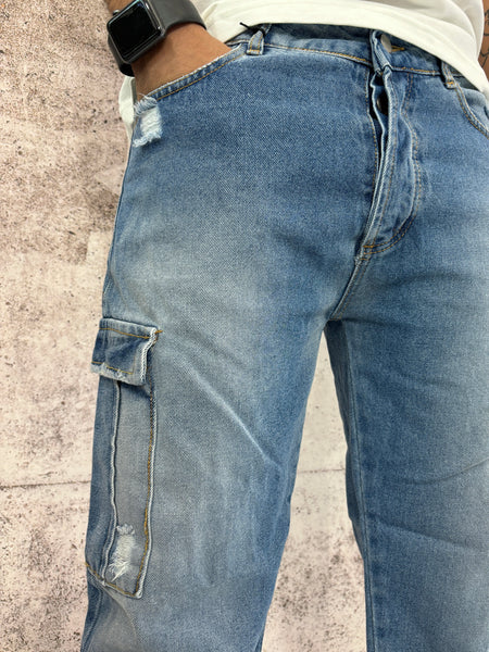 Jeans cargo lavaggio medio con rotture