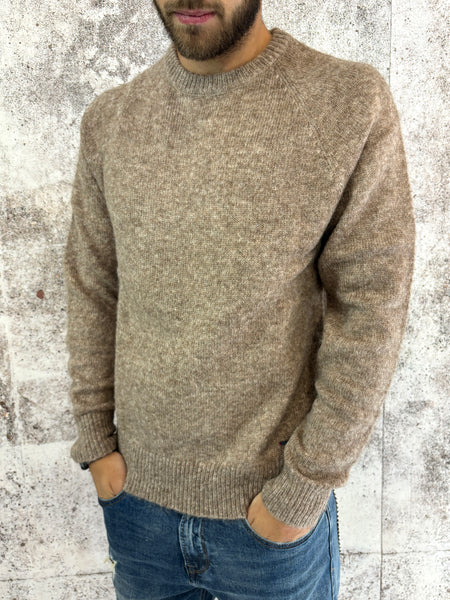 Maglione girocollo camel effetto boucle'