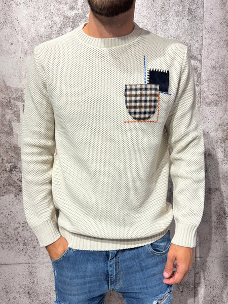 Maglione girocollo burro taschino/patch