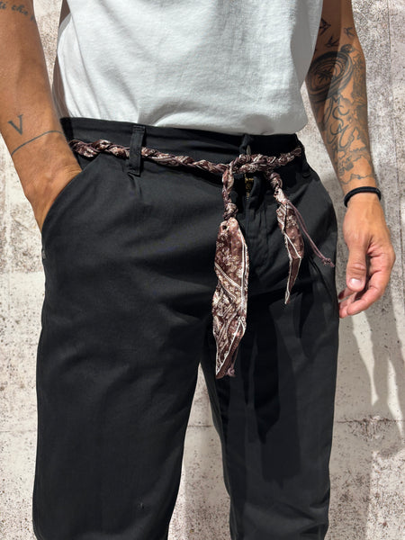 Pantalone chino con pince nero P61