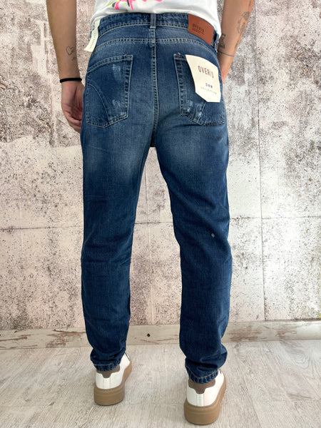 Jeans tapered fit art. D07