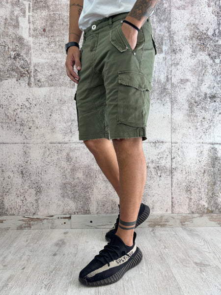 Bermuda cargo verde militare