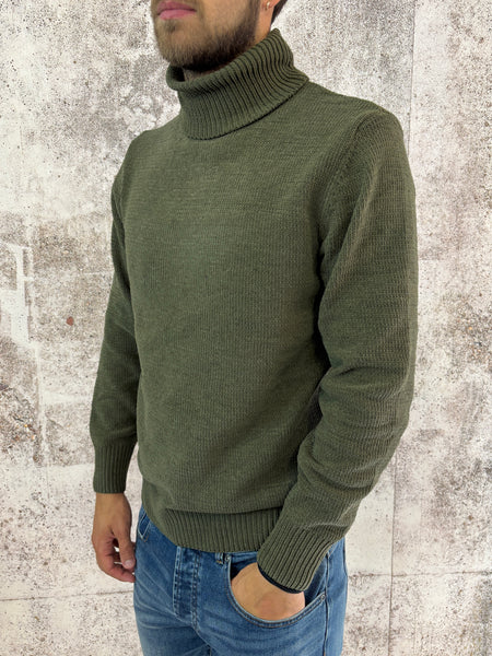 Dolcevita ciniglia verde militare